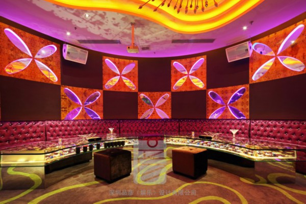 广州广信区夜店狂欢指南